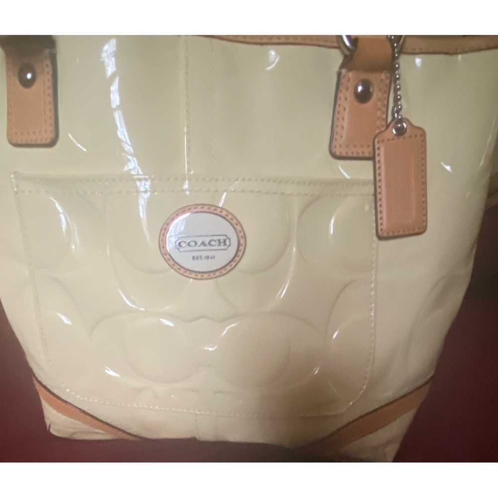 Coach Purse- Leather patent-medium size with brown straps